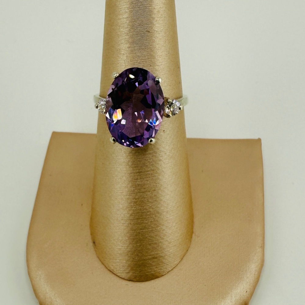 Gorgeous Oval Cut 4 CT Genuine Amethyst Size 6-1/2 .925 - Picture 5 of 17